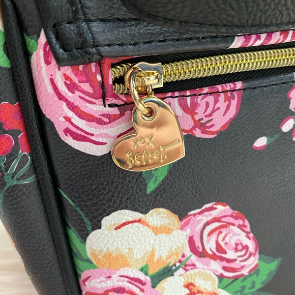 Betsey Johnson working telephone purse - Picture 9 of 12